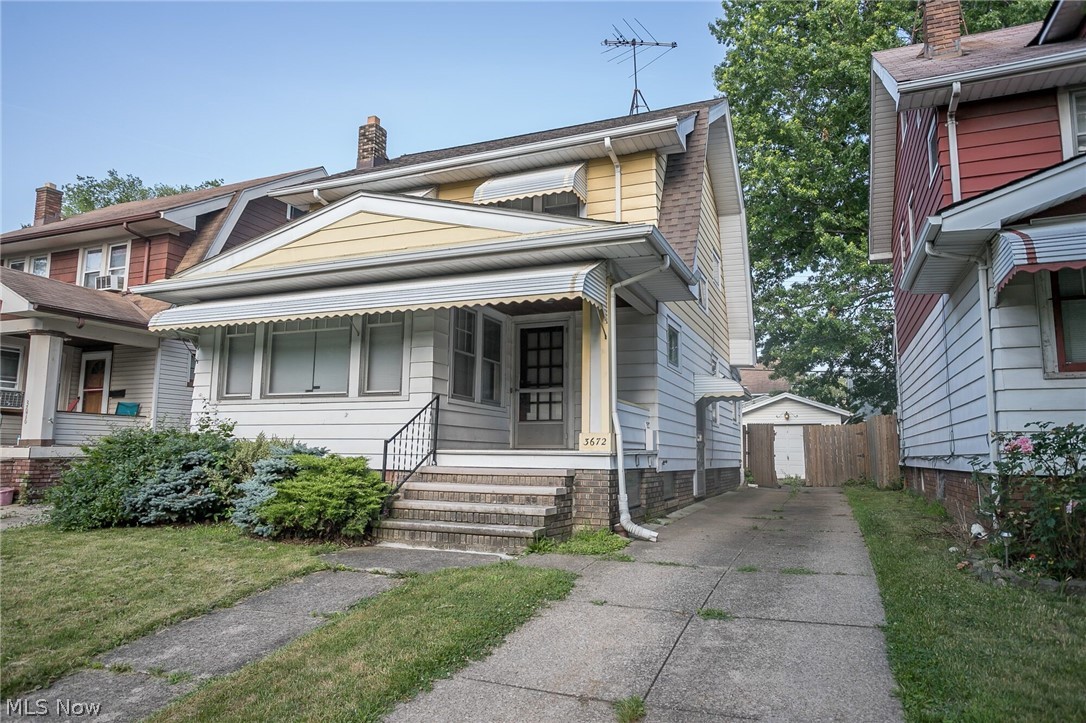 Charming 3 Bedroom Colonial. 1,442 sqft. Hardwood floors throughout. Lots of woodwork. Living room with built-ins & fire place. Dining room with cabinets and sitting bench. 3 Bedrooms with closets and ceiling fan. 1 Bath. Spacious kitchen with double sink, gas stove, and 1 car garage.