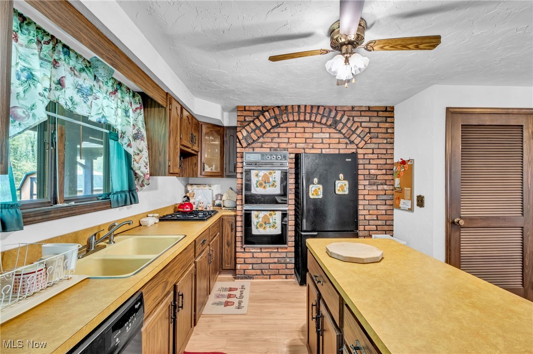 11501 Stafford Road, Chagrin Falls, Ohio image 4