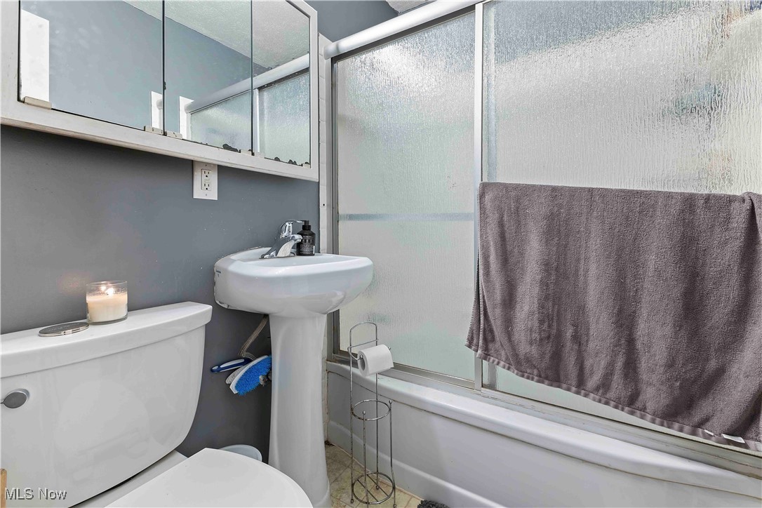 12105 Shady Oak Boulevard, Garfield Heights, Ohio image 10