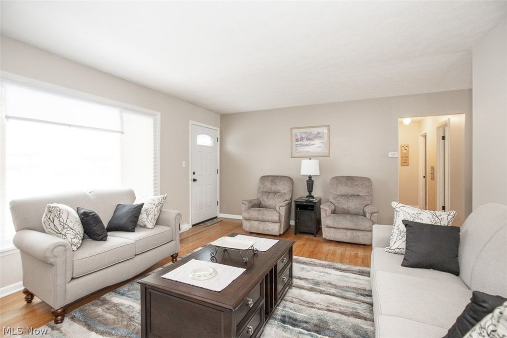 Photo of 24634 Staghorn Drive, Bedford Heights, OH 44146 (MLS # 5198629)