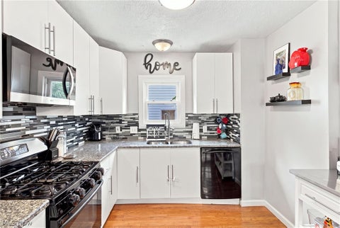 Tiny photo for 4350 W 49th Street, Cleveland, OH 44144 (MLS # 5240013)