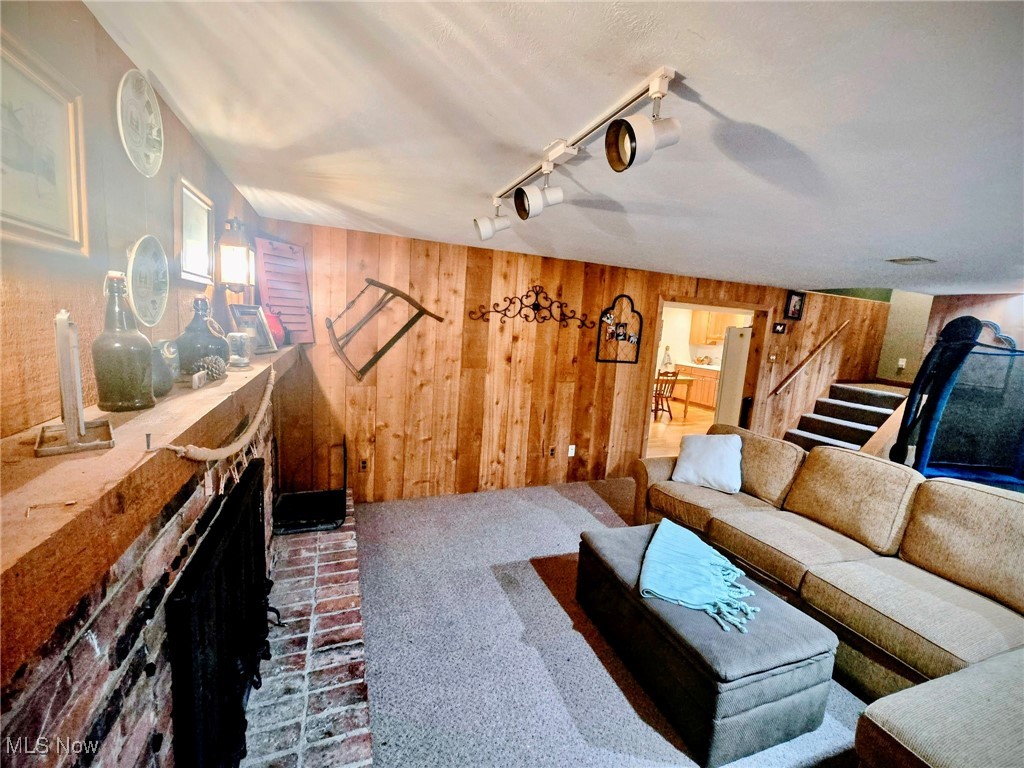Village/Twinsburg - Residential