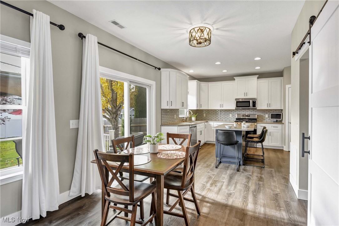 32017 Cottonwood Crest