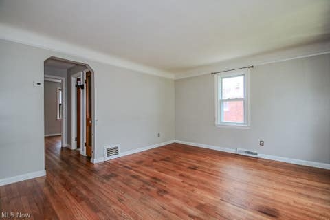 Tiny photo for 262 E 323rd Street, Willowick, OH 44095 (MLS # 5221085)
