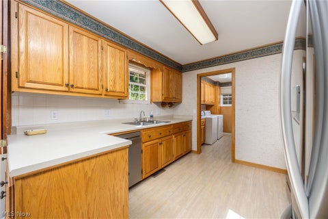 Tiny photo for 942 Pine Street, Belpre, OH 45714 (MLS # 5239359)