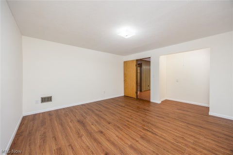 Tiny photo for 942 Pine Street, Belpre, OH 45714 (MLS # 5239359)