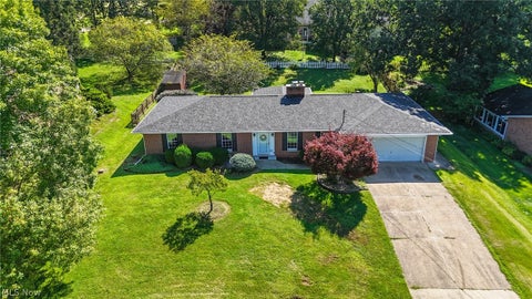 Tiny photo for 942 Pine Street, Belpre, OH 45714 (MLS # 5239359)