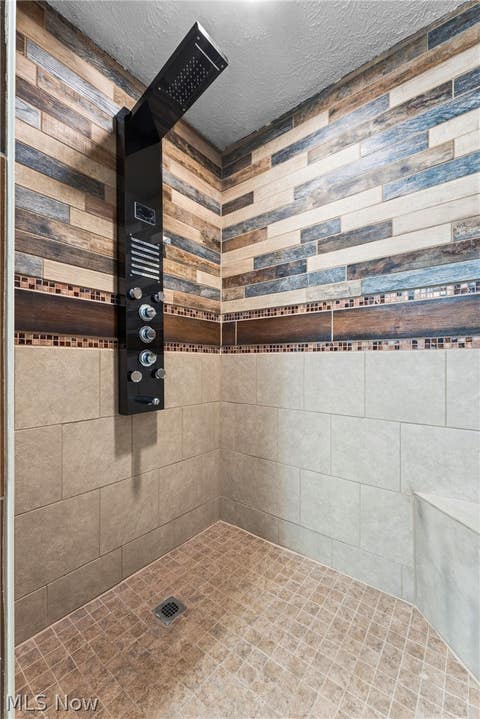 Tiny photo for 7160 Strausser Street NW, North Canton, OH 44720 (MLS # 5221886)
