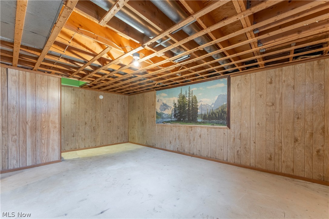 Pleasant Woods Condo - Residential