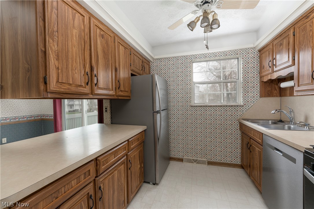 Pleasant Woods Condo - Residential