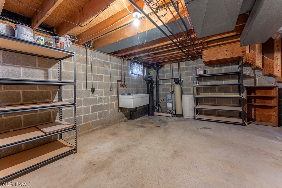 Pleasant Woods Condo - Residential