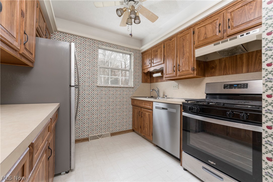 Pleasant Woods Condo - Residential