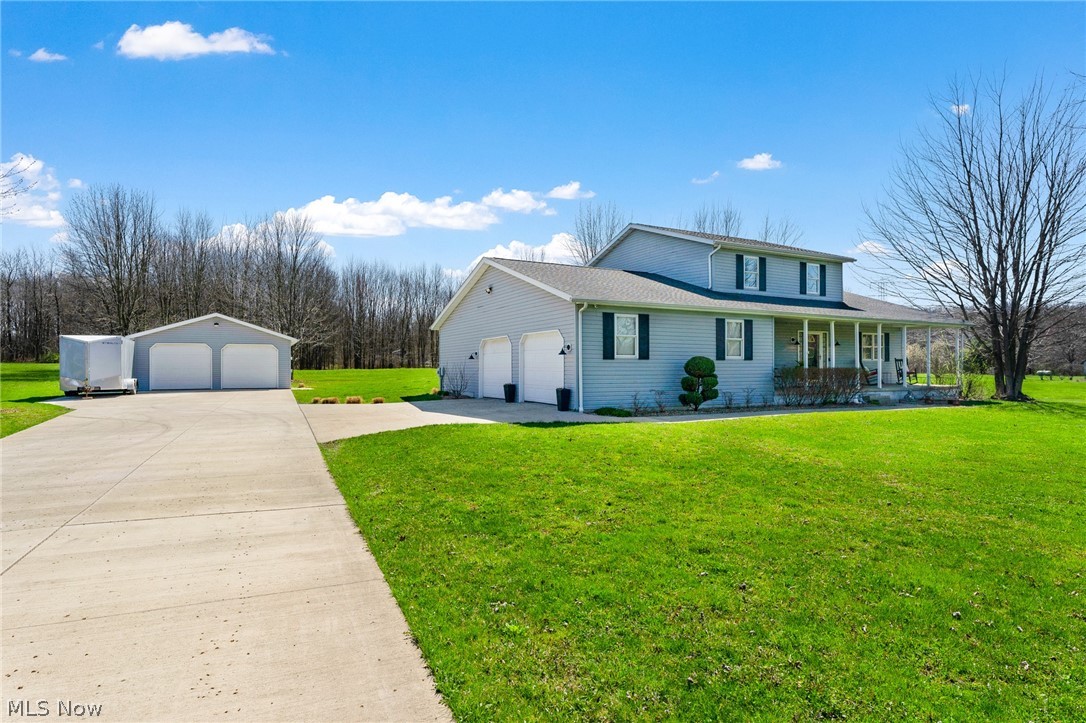 Robert & Eugenia Missik 01 - Residential