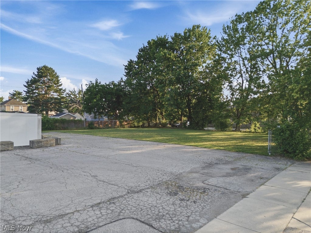 2430 E 28th Street