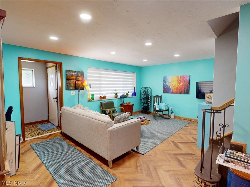 25395 Country Club Boulevard 12