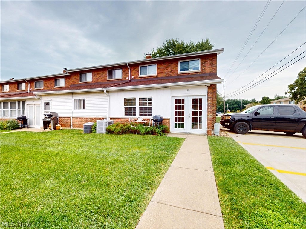 25395 Country Club Boulevard 12