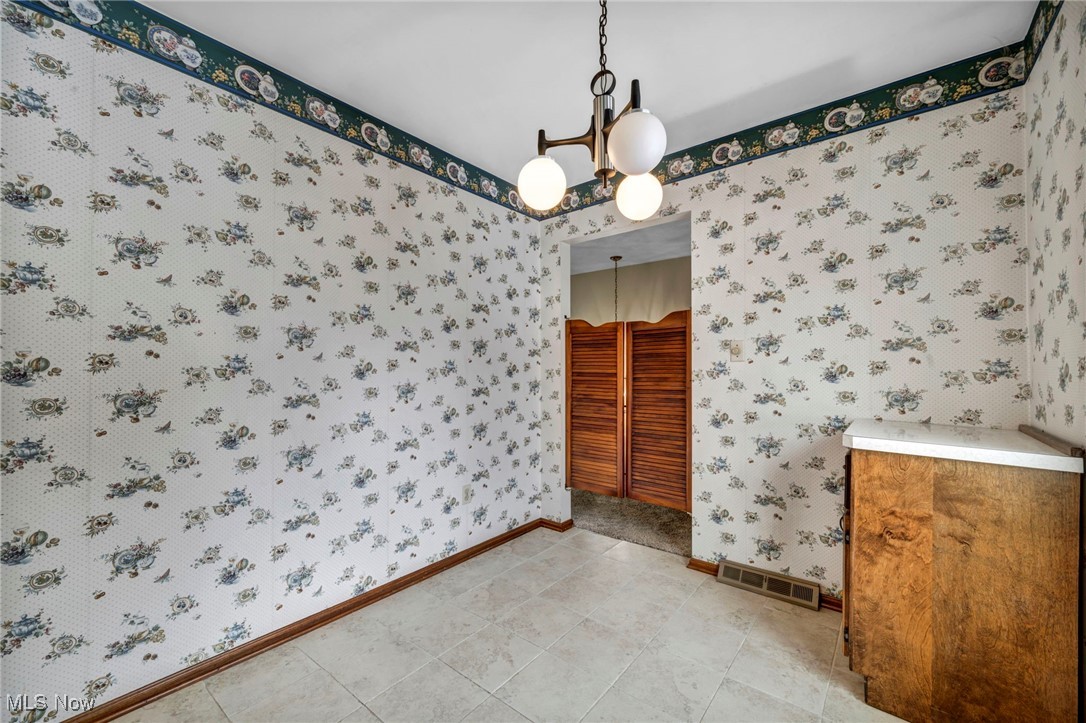 Fox Rest Condo - Residential