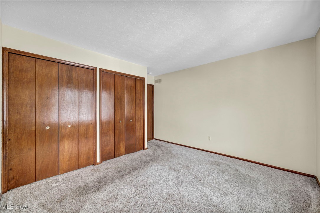 Fox Rest Condo - Residential