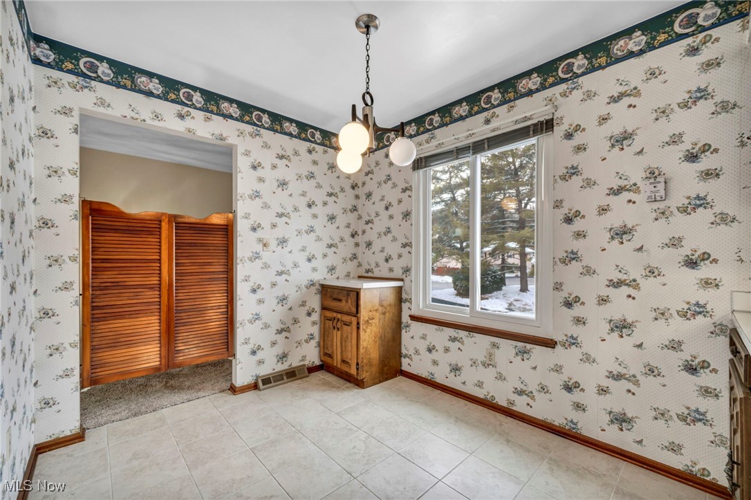 Fox Rest Condo - Residential