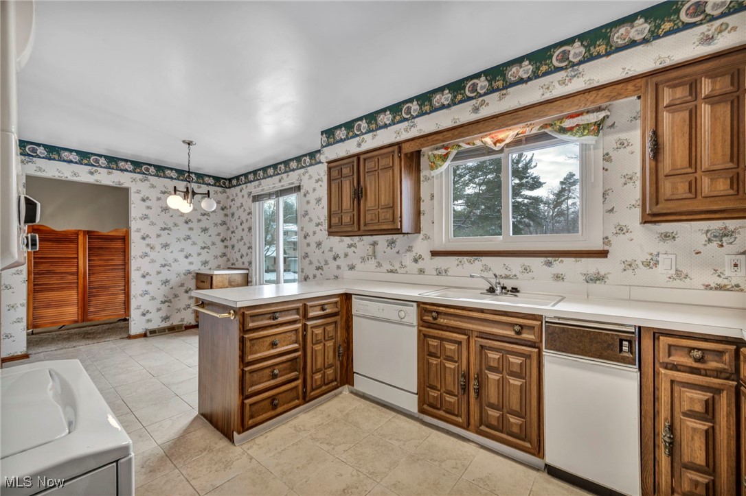 Fox Rest Condo - Residential