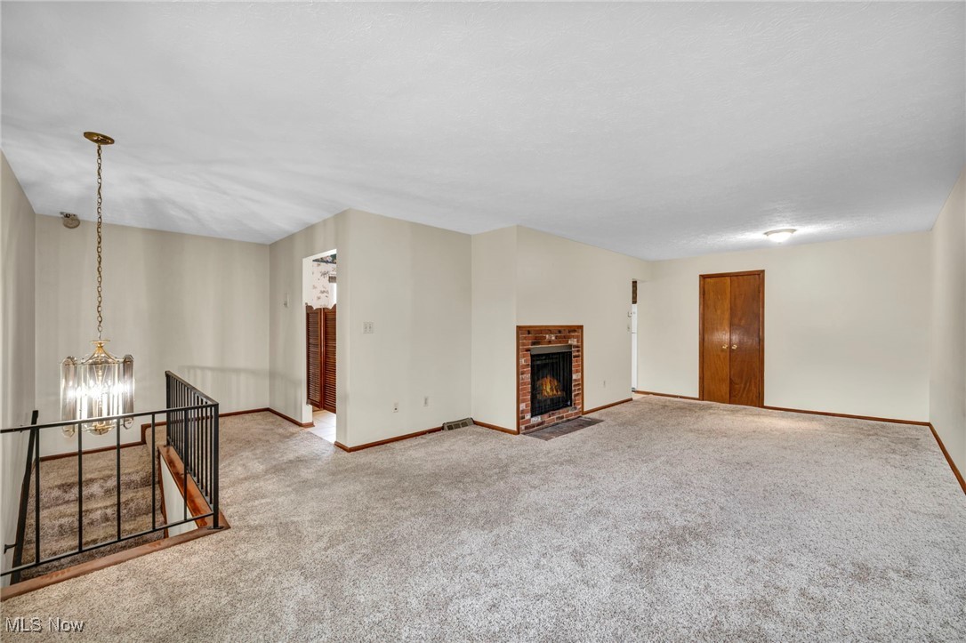 Fox Rest Condo - Residential