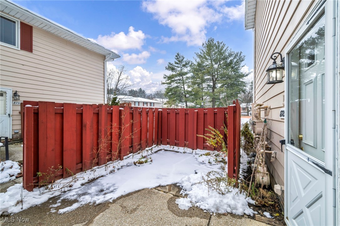 Fox Rest Condo - Residential