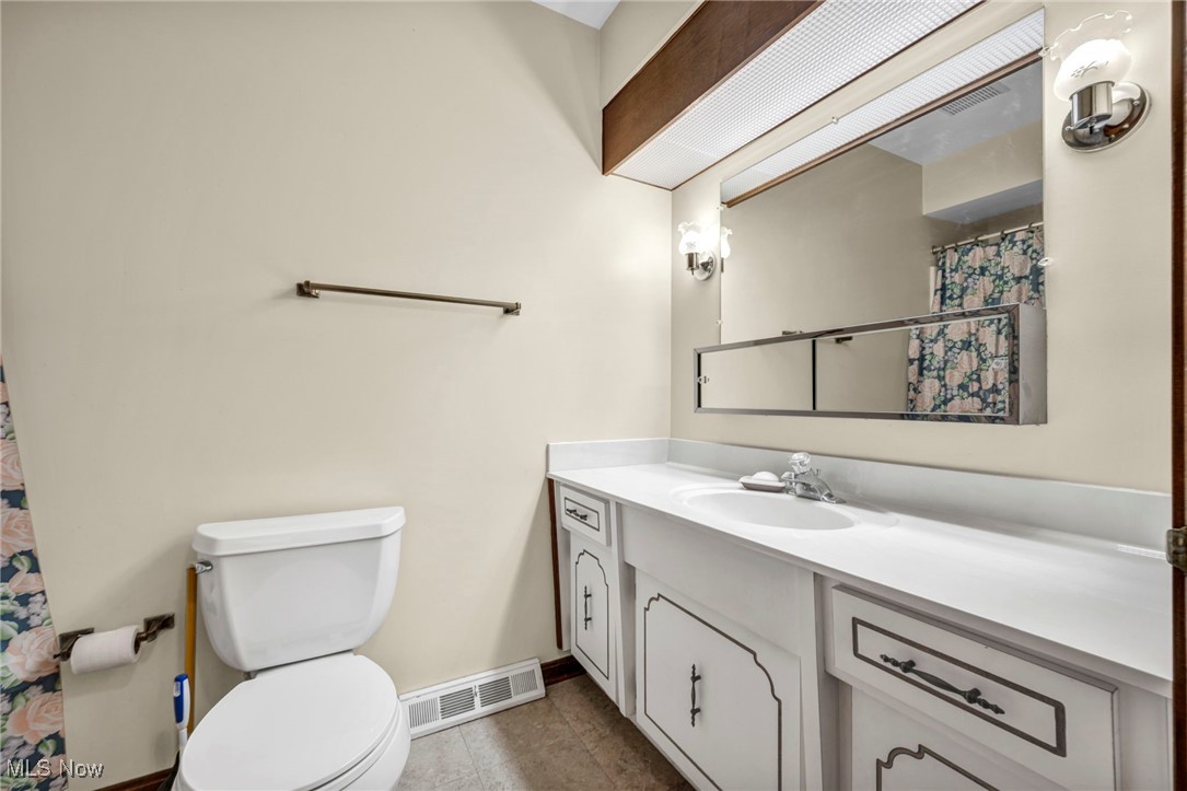 Fox Rest Condo - Residential