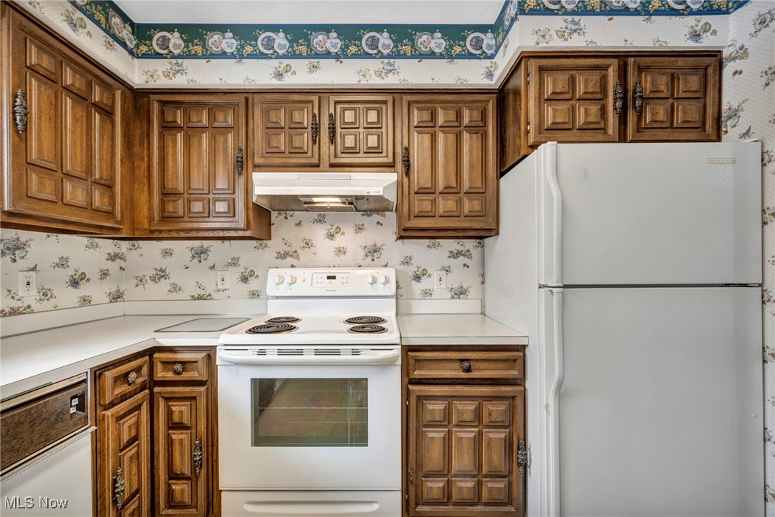 Fox Rest Condo - Residential