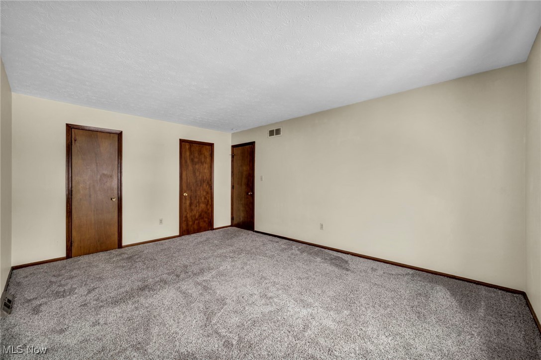 Fox Rest Condo - Residential