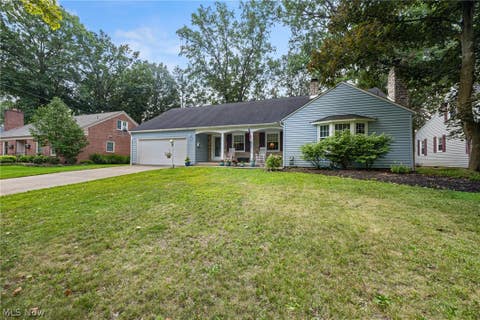 Homes For Sale - 335 Vassar Avenue<br/> Elyria, OH 44035