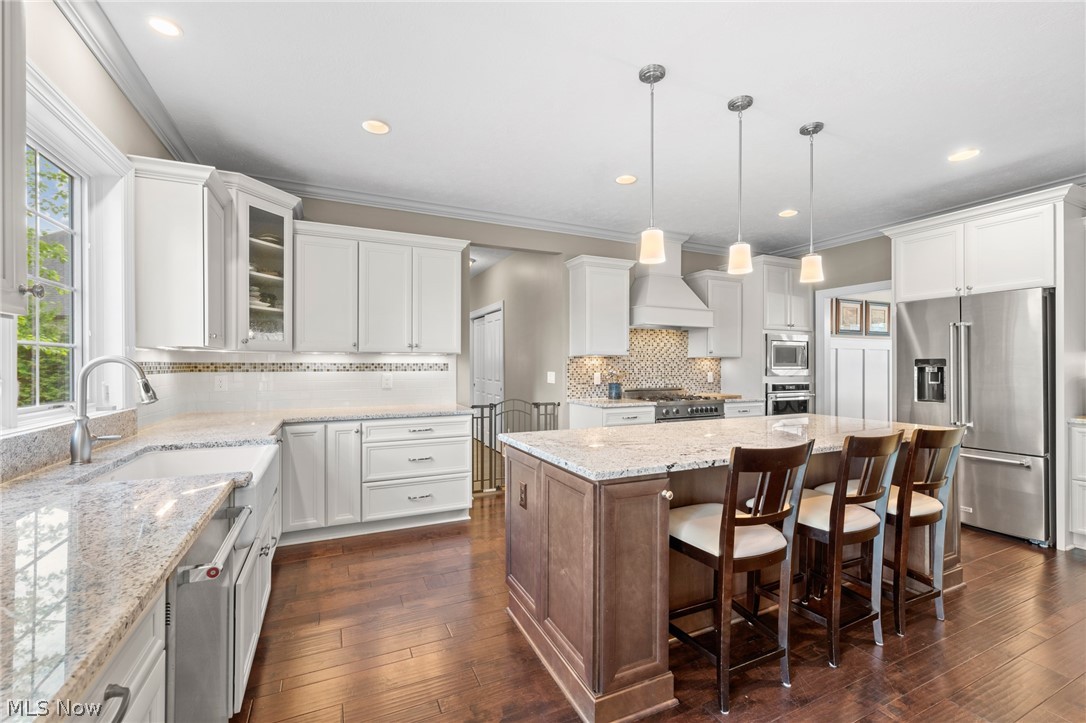 Country Club Estates - Residential