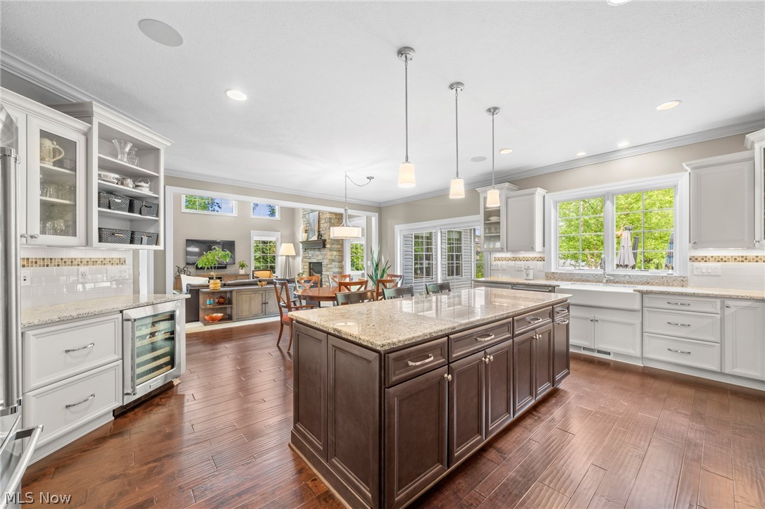 Country Club Estates - Residential