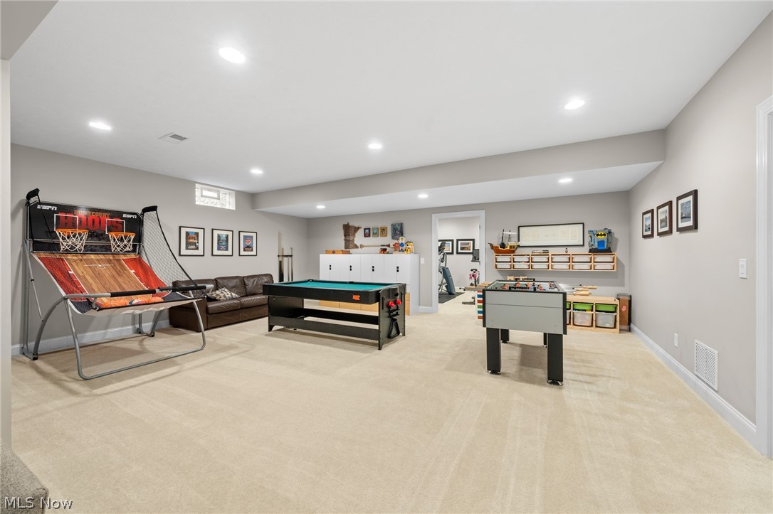 Country Club Estates - Residential