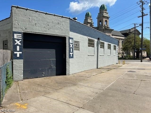2050 W 65th Street