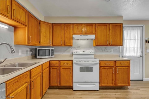 Tiny photo for 5983 Rosebelle Avenue, North Ridgeville, OH 44039 (MLS # 5221769)