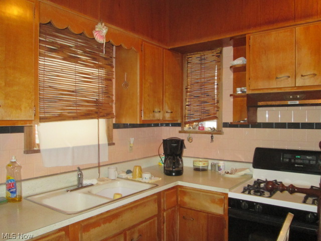 Rocafeller & Andrews - Residential