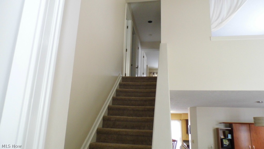 Macintosh Farms Condo - Residential