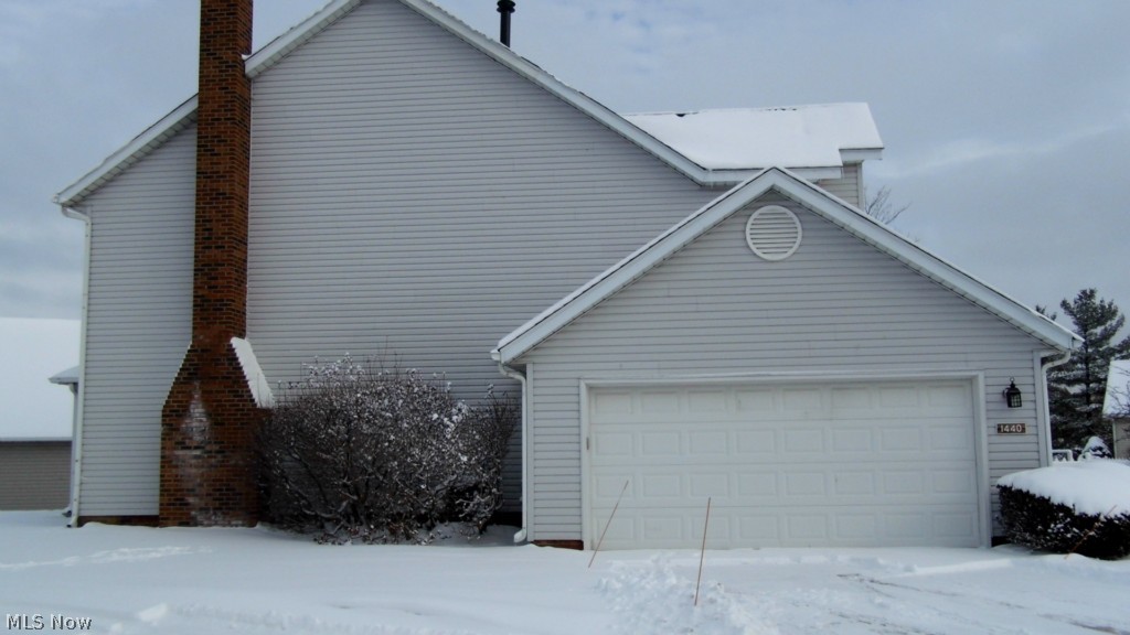 Macintosh Farms Condo - Residential