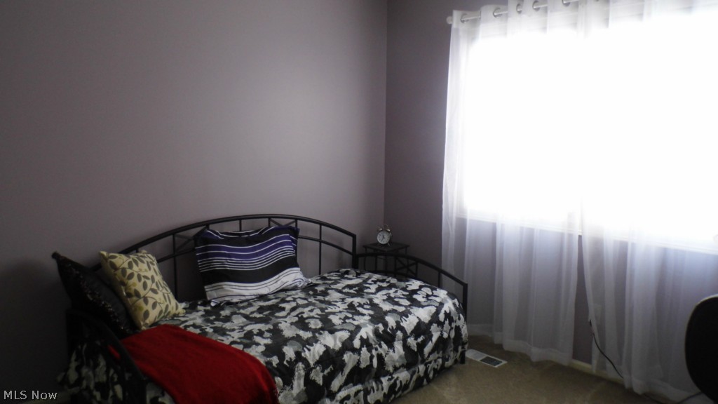 Macintosh Farms Condo - Residential