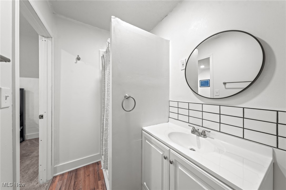 Cleveland, Ohio 44113, United States, 1 Bedroom Bedrooms, ,2 BathroomsBathrooms,Residential,Pending,30068