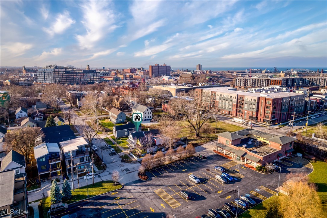 Cleveland, Ohio 44113, United States, 1 Bedroom Bedrooms, ,2 BathroomsBathrooms,Residential,Pending,30068