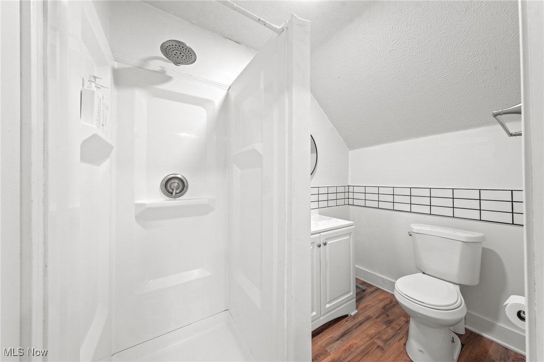 Cleveland, Ohio 44113, United States, 1 Bedroom Bedrooms, ,2 BathroomsBathrooms,Residential,Pending,30068