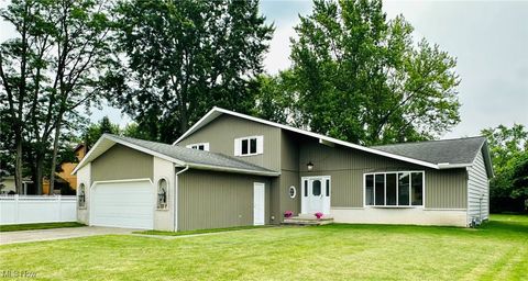 17035 Hawks Lookout Lane, Strongsville, OH 44136 - #: 5131393