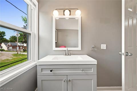 Tiny photo for 1963 Fulton Place, Cleveland, OH 44113 (MLS # 5239242)