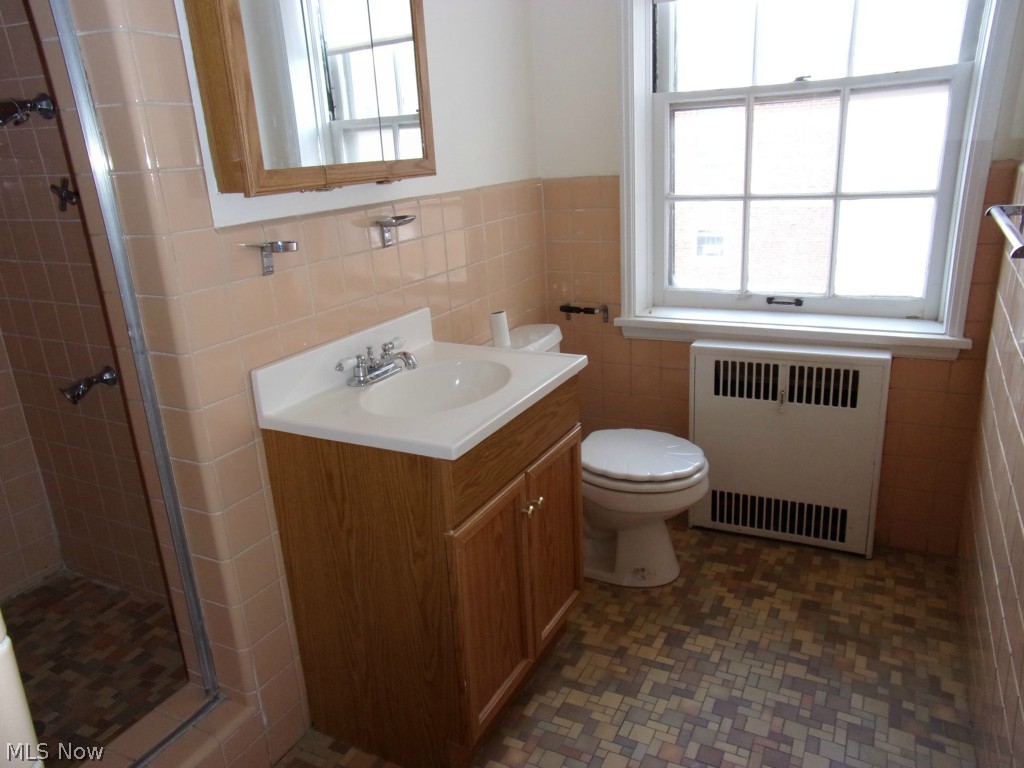 Shaker Courts Condominium - Residential Lease