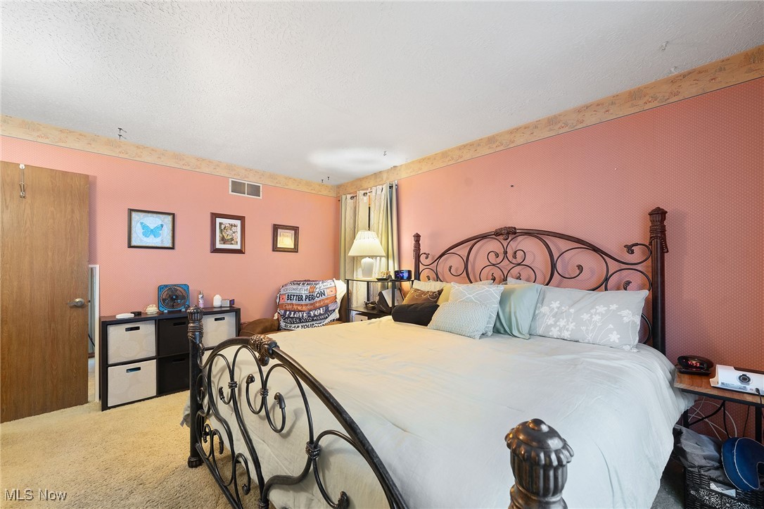 Logan Woods - Residential