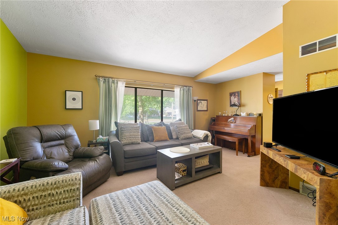 Logan Woods - Residential