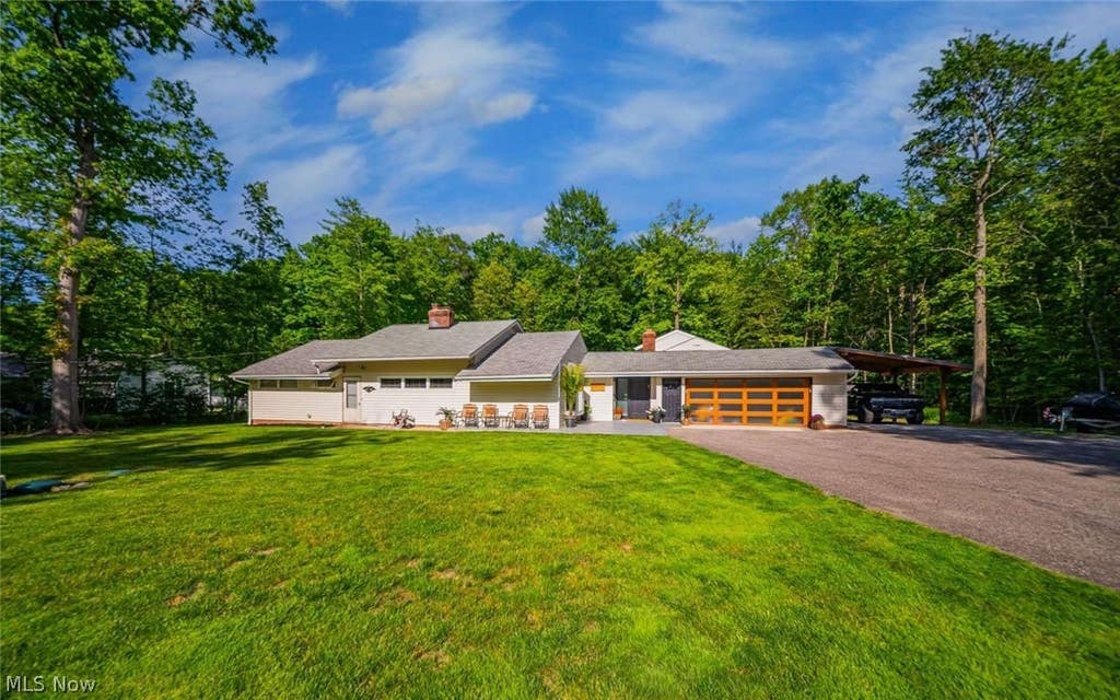 Photo of 3899 Brainard Road, Orange Village, OH 44122 (MLS # 5219796)