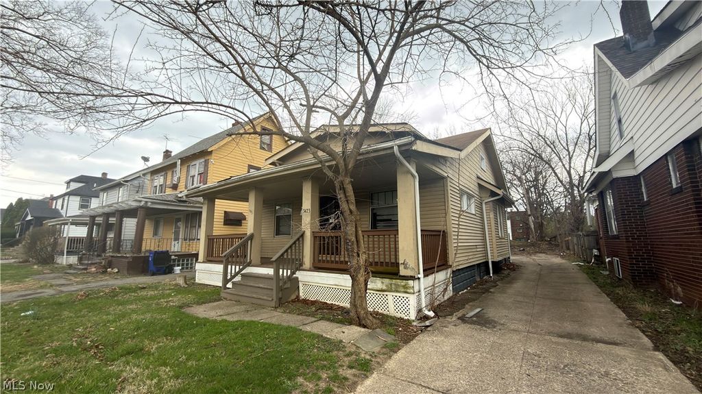 Photo of 3423 E 137th Street, Cleveland, OH 44120 (MLS # 5197895)