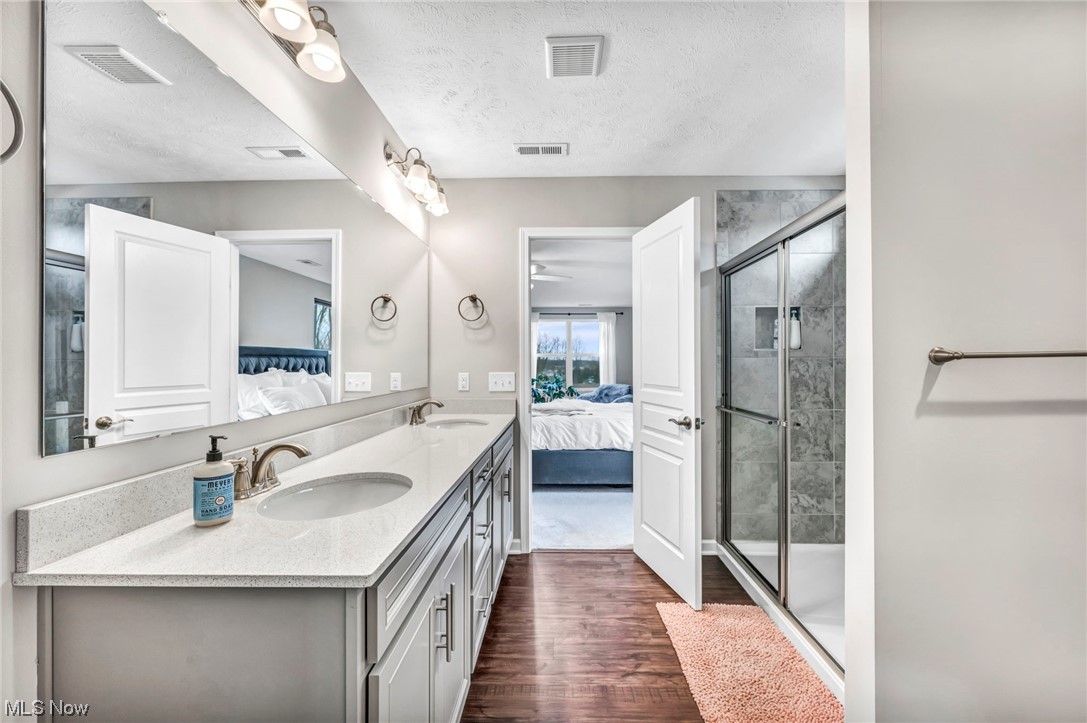 Village On Maple Sub N0 3 - Residential